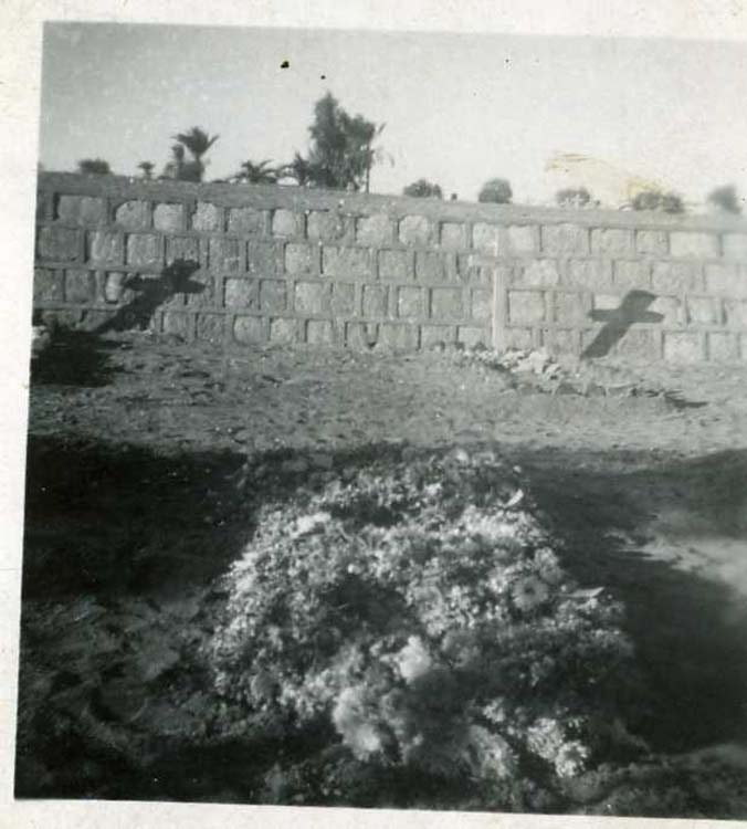 Fus Hewitts grave at Fayid killed by a truck.